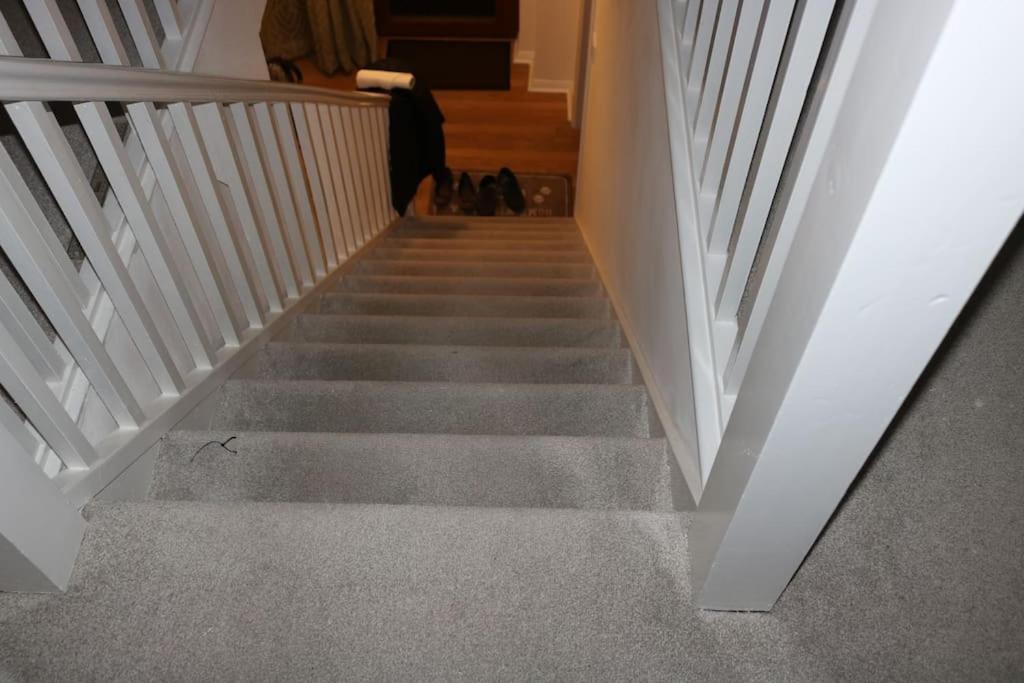Entire -4 Bedrooms Detached House With Driveway นอตติงแฮม ภายนอก รูปภาพ